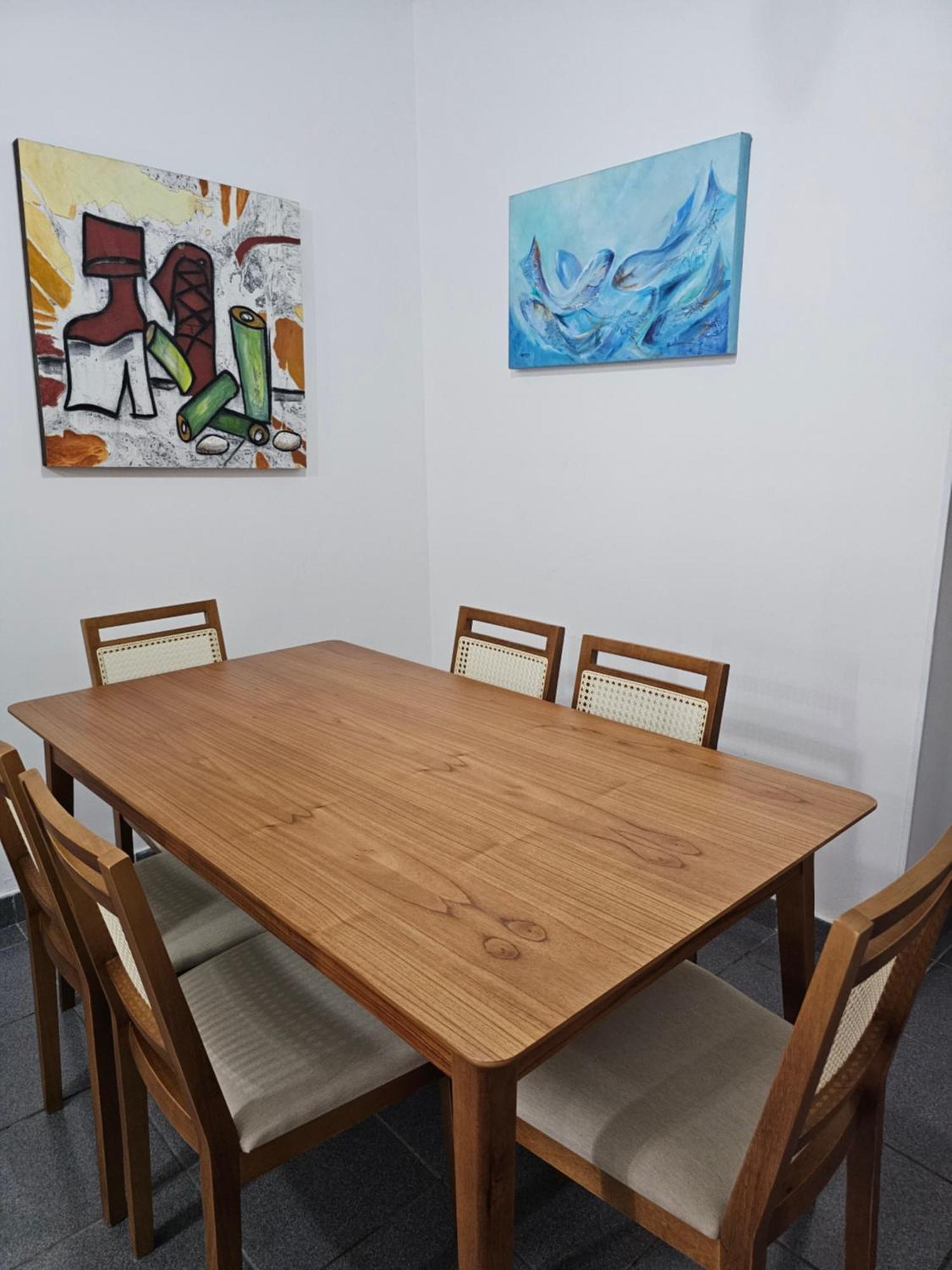 Apto Confortavel De 3 Quartos-cabo Frio *