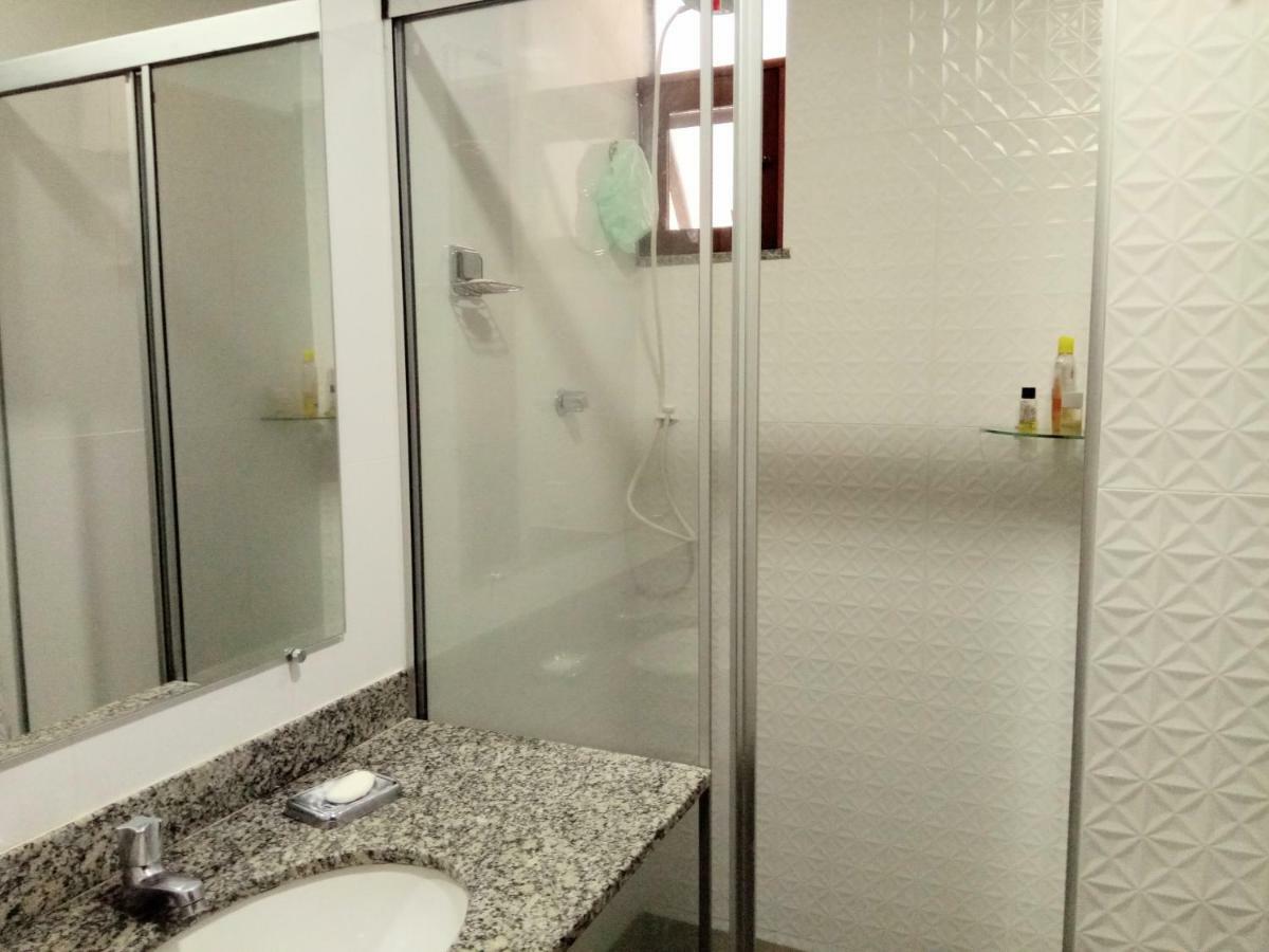 Apto Confortavel De 3 Quartos-cabo Frio *